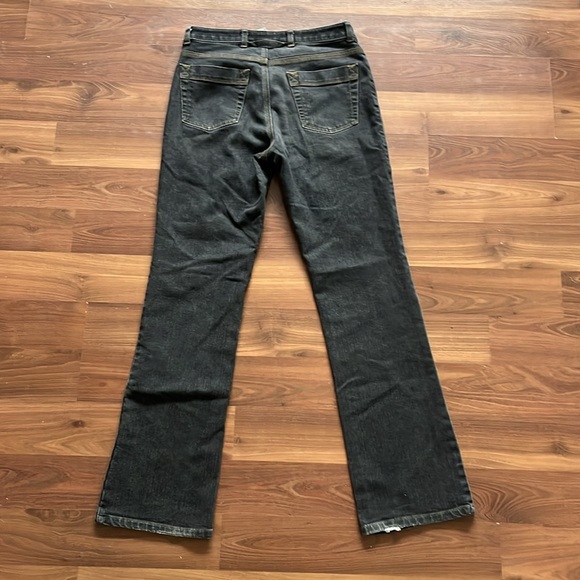 Jones New York Jeans Woman’s Size 30 Bootcut. Darkwash - Picture 2 of 9